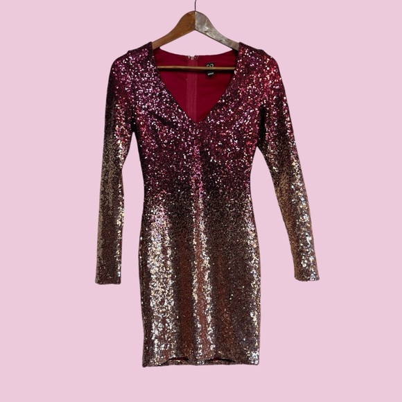 Windsor Ombré Sequin Mini Long Sleeve Dress - Picture 16 of 16